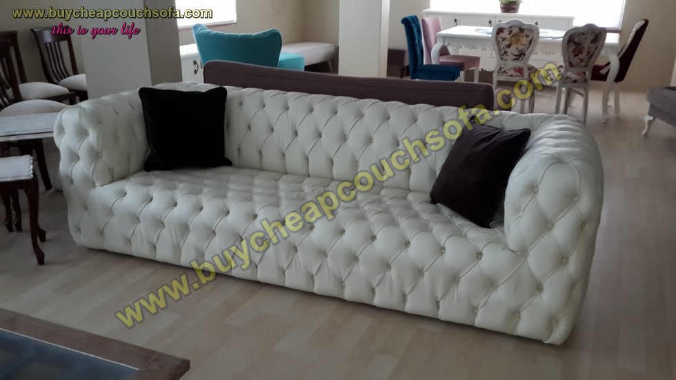 White Leather Modern Chesterfield Sofa Luxury Handmade Quilted Sofa