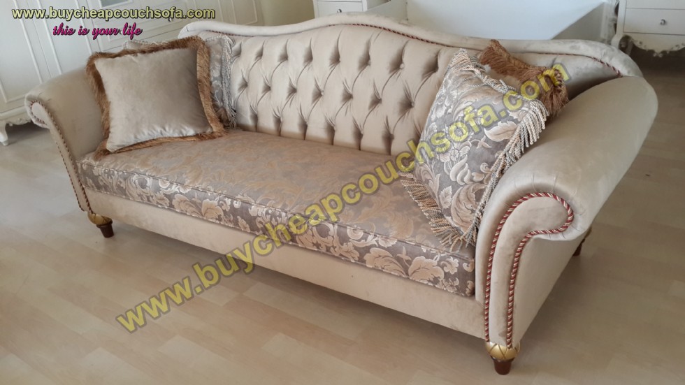 Kodu: 12397 - Cream Velvet Fabric Sofa Avant-garde Retro Sofa Set Luxury Living Room