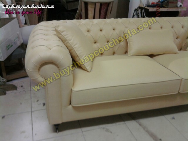Luxury Cream Beige Velvet Chesterfield Sofa 3 Seater Rolled Arms